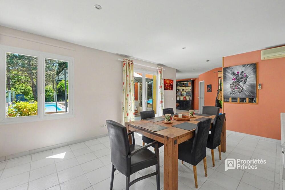 Maison Bessens ( Lapeyrière ) T6 avec piscine sur une parcelle de 5666 m2
