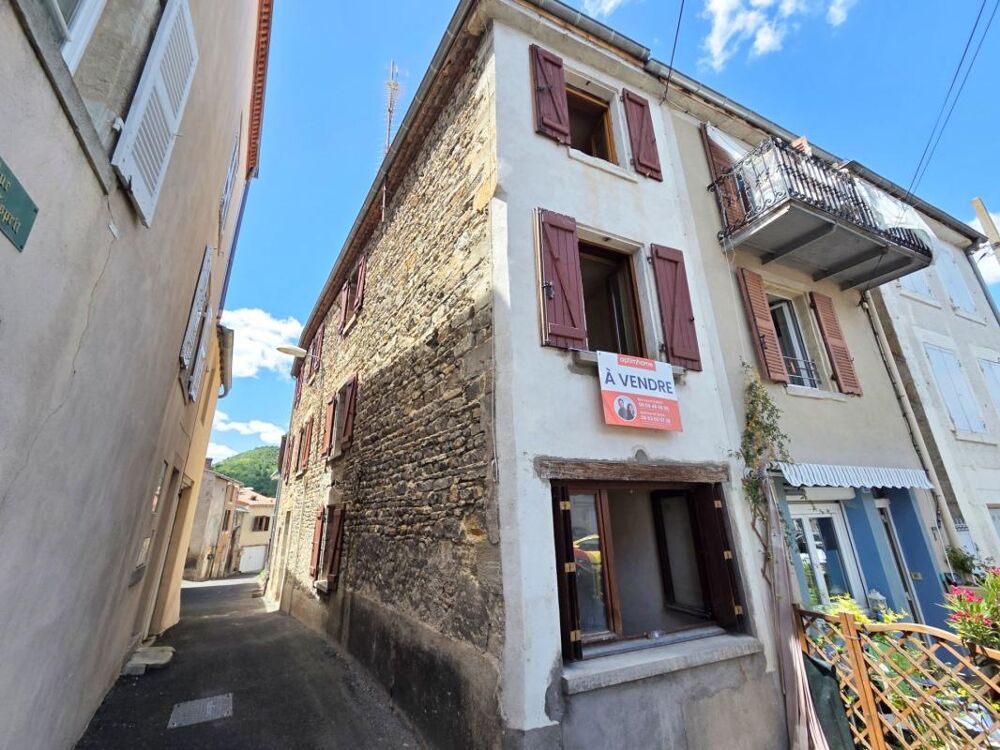 Maison 5 pièces 90 m² · à Billom · 90 m² · 50 000 €
