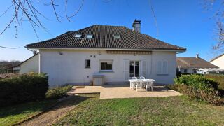  Maison à vendre 10 pièces 205 m²