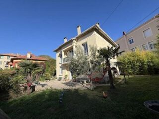 Vente Maison Maison Bourgeoise de caractère 1936 avec T2 indépendant, jardin et garage – Digne-les-Bains Digne les bains