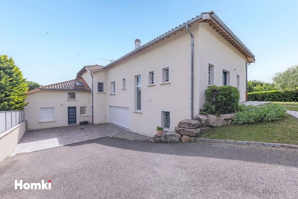 Propriété familiale T11 de 306.89 m²
