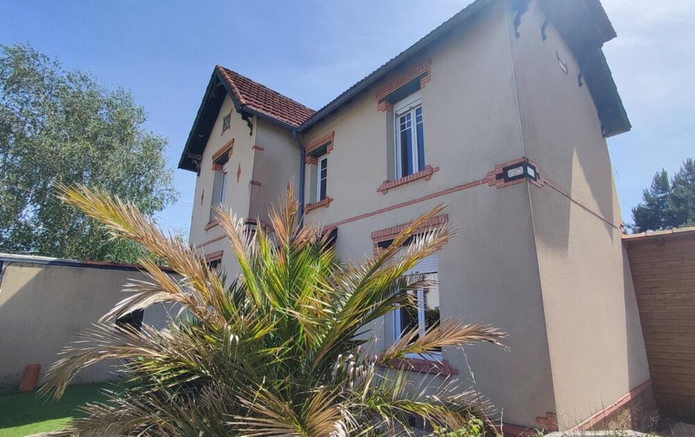 Maison rénovée alliant cachet et confort moderne
