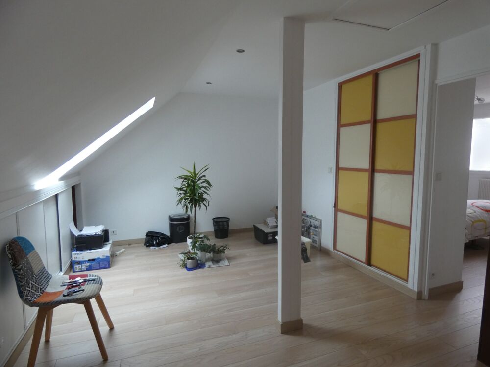 Vente Maison Maison à vendre 2 pièces FALAISE (14) 93 m² habitables sur 324 m² de terrain Falaise