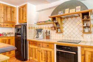  Villa � vendre 7 pi�ces 210 m�