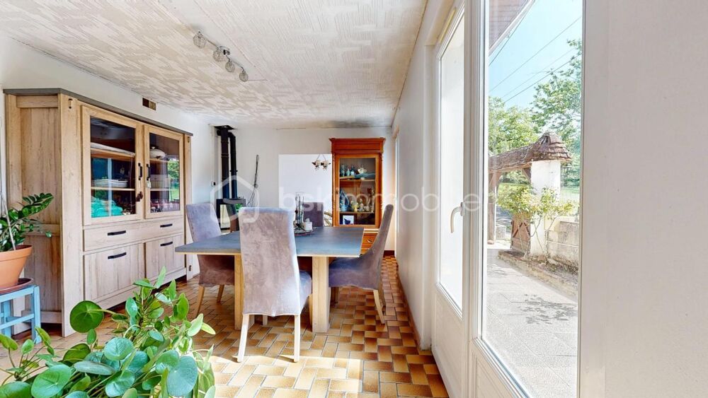 MEYSSAC 19500 MAISON DE TYPE T5 4 FACES DE PLAIN PIED
