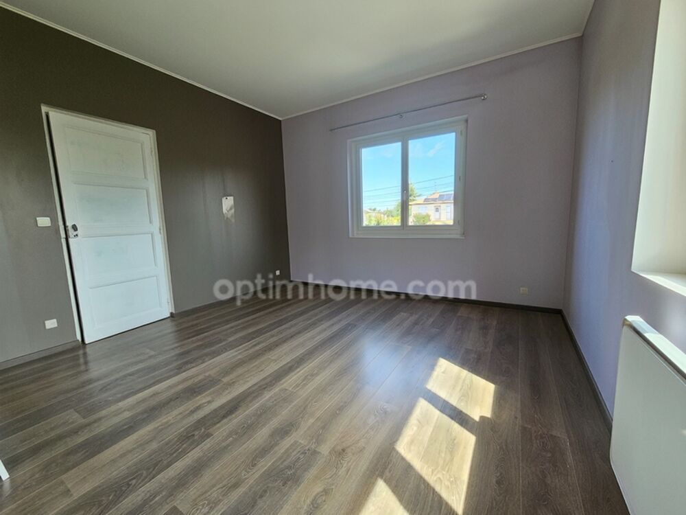 Vente Maison Magnifique maison rénovée de 157 m² avec piscine et garage – RUELLE SUR TOUVRE (16) Ruelle sur touvre