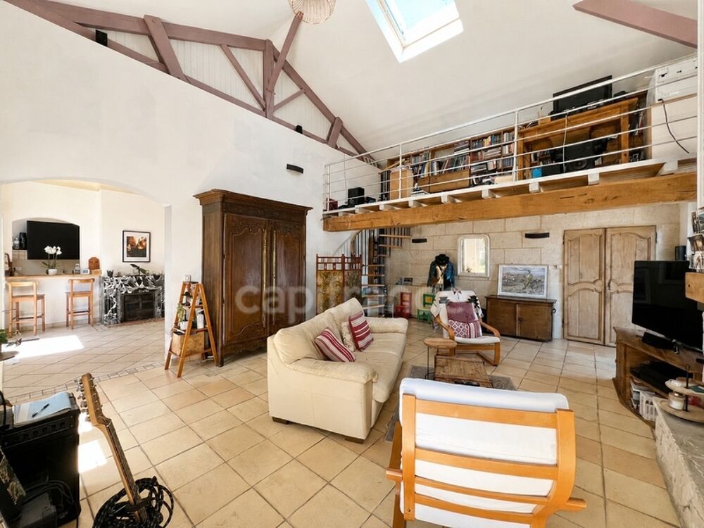Maison en pierre avec piscine au coeur du Bourgeais - Entre pierre, lumière et nature - Lansac (33)