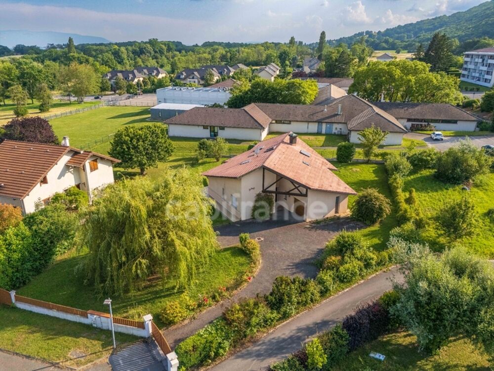  vendre  Maison Divonne-les-Bains (01220)