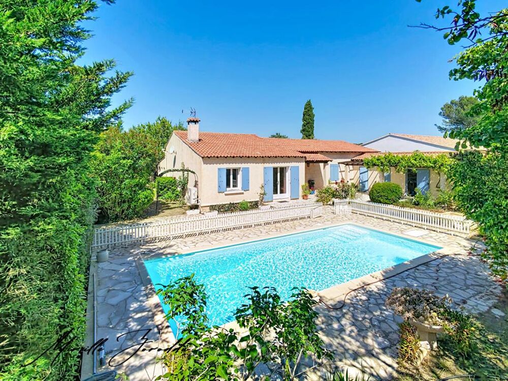 A VENDRE BEAUCAIRE Maison de 134m² avec 4 chambres piscine, garage et annexe