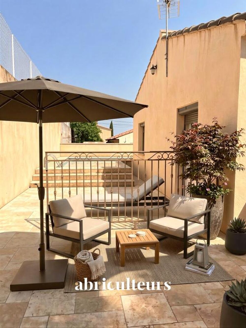 Vente Maison Maison familiale T5 à Saint-Savournin – 4 chambres, piscine et garage, aucun travaux à prévoir Saint savournin