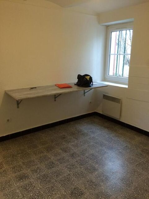   Appartement de 40m2 � louer sur Volx Appartement - 2 pi�ce(s) - 40 m�