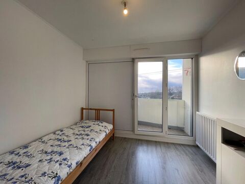  Appartement � louer 4 pi�ces 77 m�