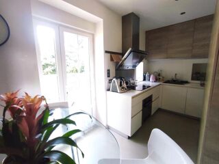  Propri�t�/ch�teau � vendre 10 pi�ces 211 m�