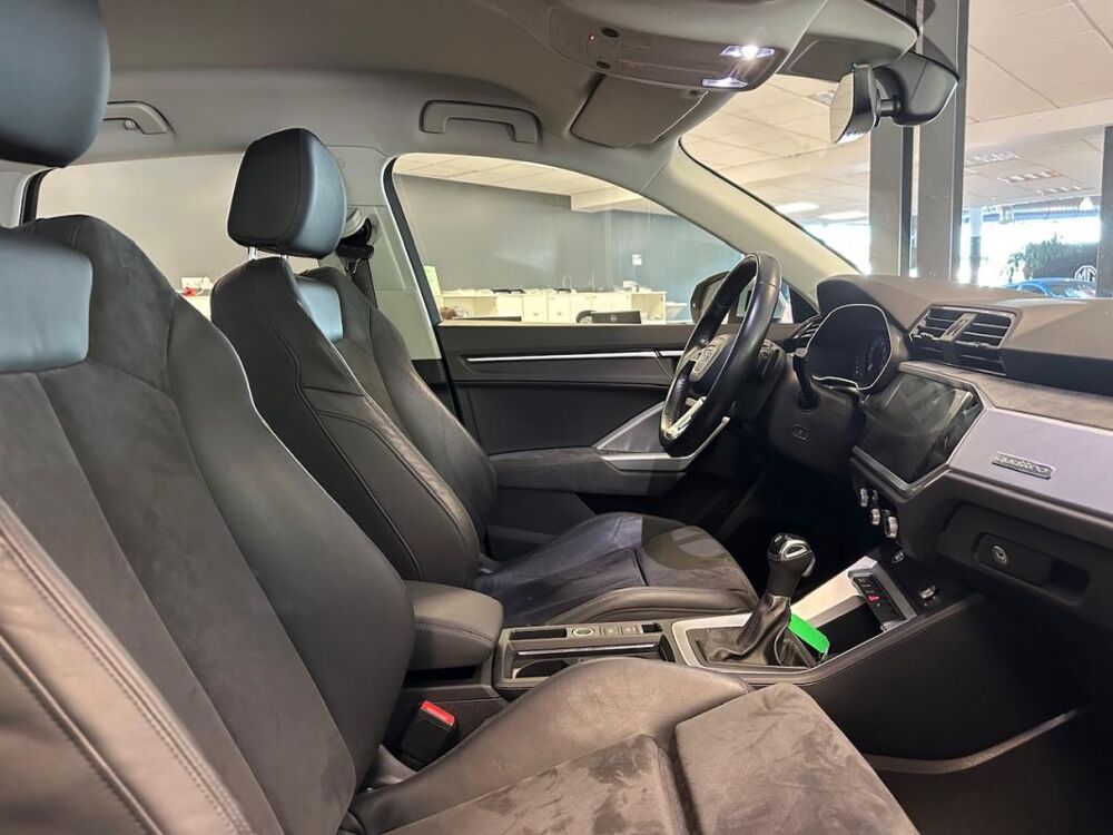 Q3 II 40 TFSI 190 DESIGN LUXE QUATTRO S tronic 7 2019 occasion 78240 Chambourcy