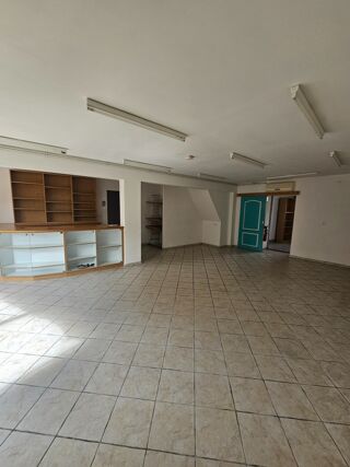  Immeuble  vendre 9 pices 350 m