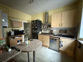  Immeuble  vendre 10 pices 180 m