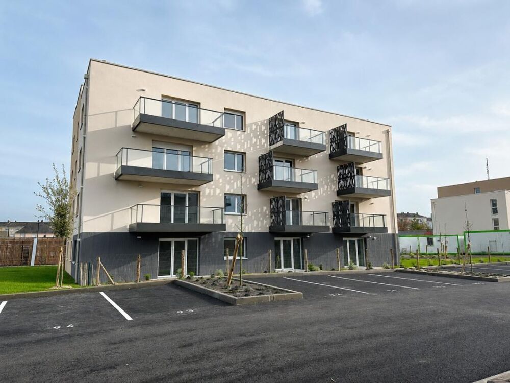 Location Appartement T2 meublé avec balcon et parking à LAVAL Laval