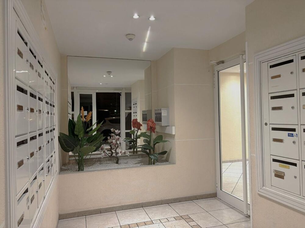 Vente Appartement Appartement 2 Pièces 56 m² Centre Ville Cagnes sur mer