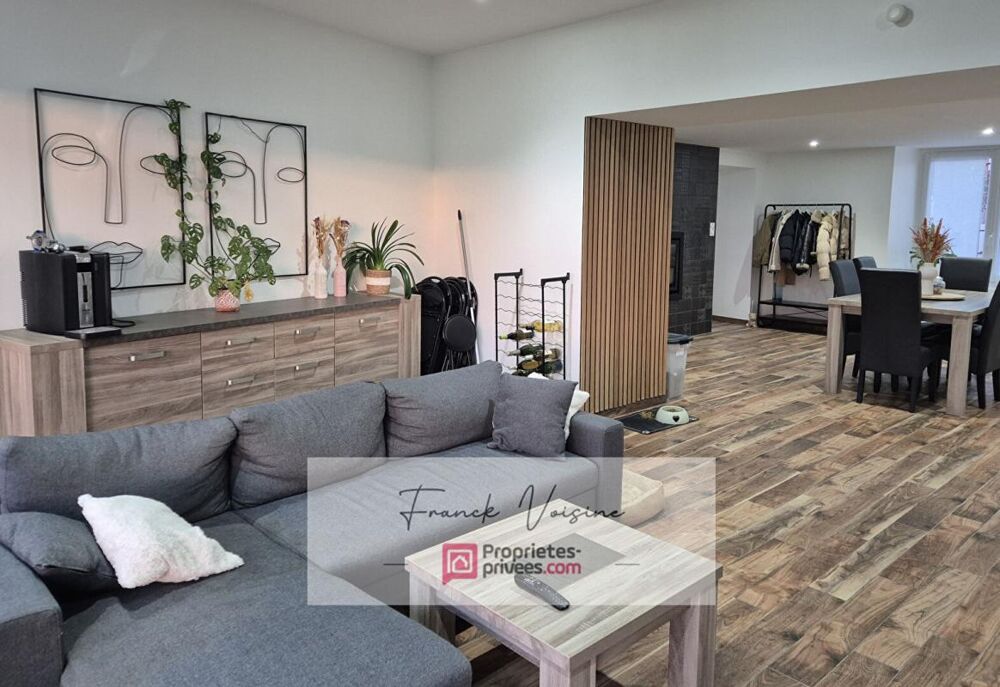 Maison de bourg A VENDRE à Saint Prouant avec 3 chambres sur un terrain de 880 m2 env