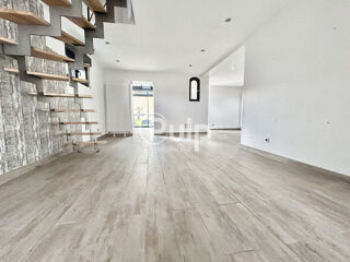  Maison � vendre 6 pi�ces 125 m�