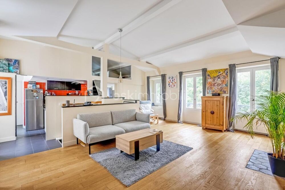 Vente Appartement Appartement dernier étage atypique et calme au cœur de Ménilmontant Paris 20