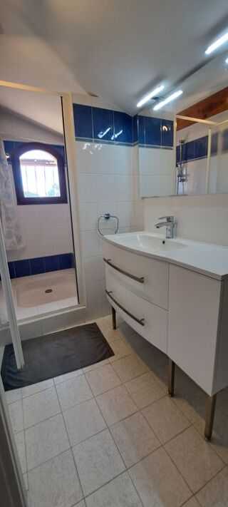  Appartement à louer 1 pièce 45 m²