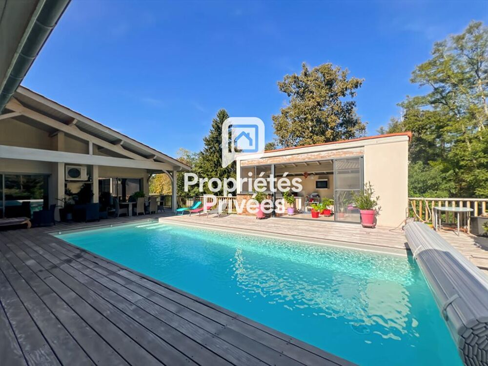 Maison de 200m² avec 4 chambres et piscine