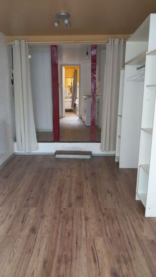  Appartement à louer 1 pièce 26 m²