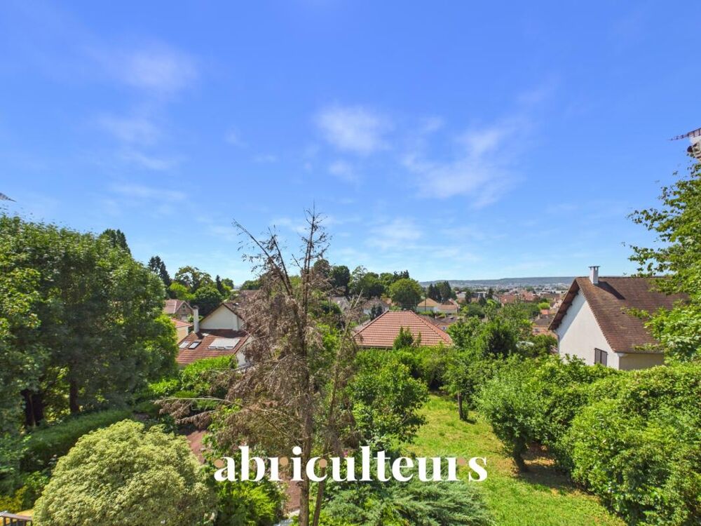 Vente Maison Maison familiale lumineuse avec grand jardin, terrasse et 5 chambres à Saint-Leu-la-Forêt (95320) Saint leu la foret