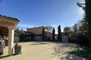  Maison à vendre 7 pièces 205 m²
