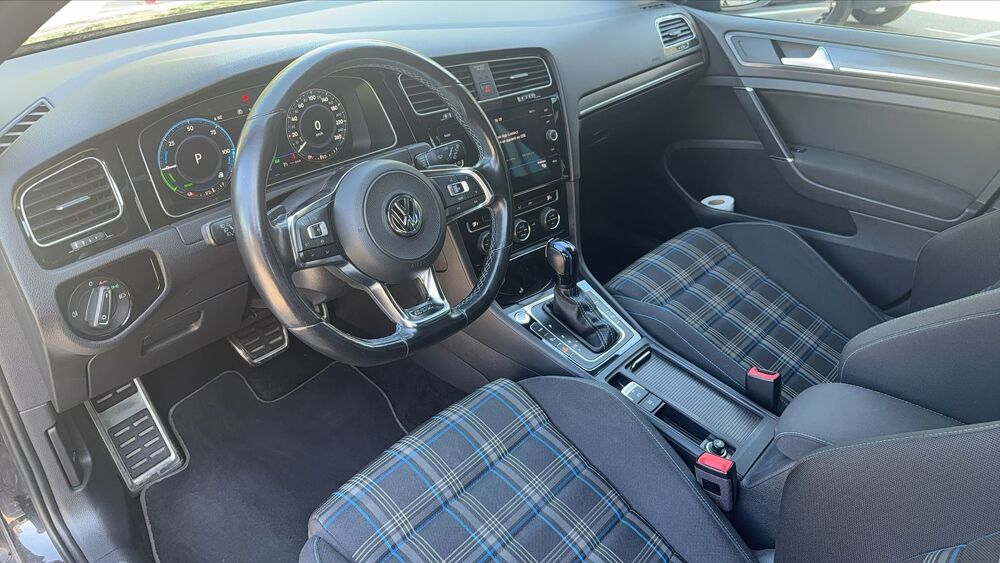 Golf 1.4 TSI 204 Hybride DSG6 GTE - Automatique 2020 occasion 74210 Doussard