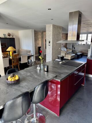  Maison � vendre 10 pi�ces 260 m�