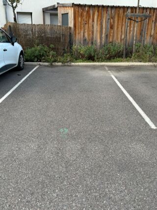  Parking / Garage à vendre 