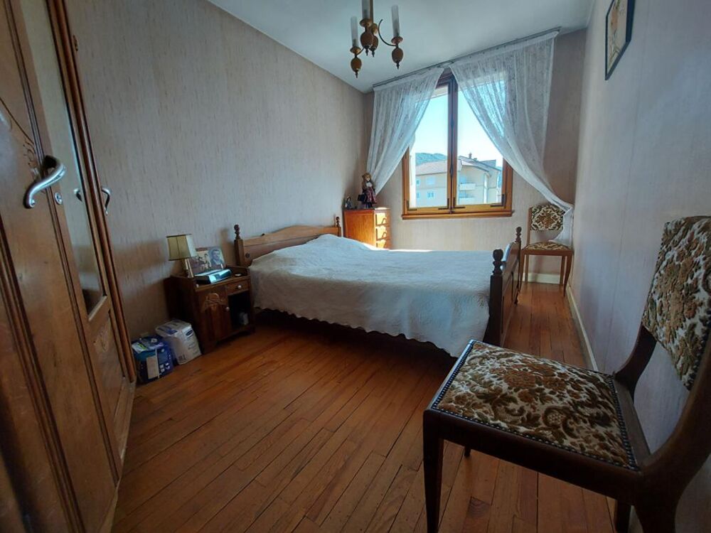 Vente Appartement À SAISIR . ANNECY CENTRE, FORT POTENTIEL APRÈS RÉNOVATION Annecy