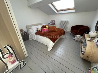  Duplex/triplex à vendre 7 pièces 180 m²