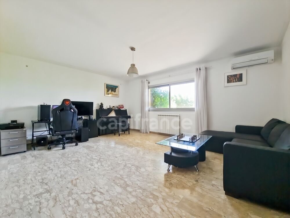 Ajaccio, Route des Sanguinaires, proche plages, à proximités des commerces, appartement T2