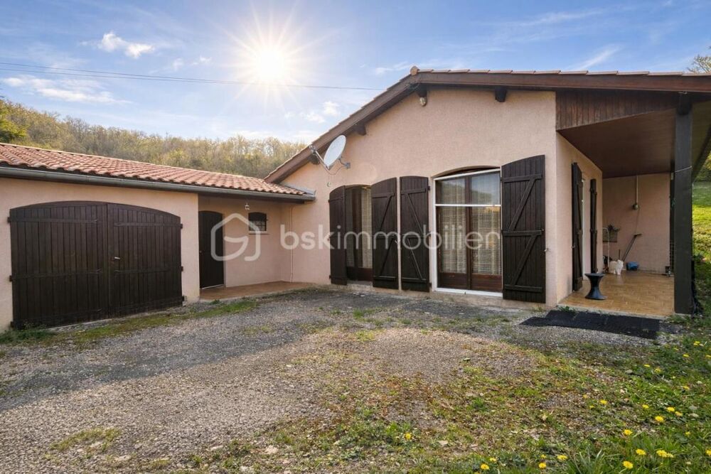 MAISON PLAIN PIED 3 CHAMBRES GARAGE DEPENDANCES TERRAIN