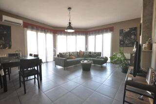  Immeuble à vendre 15 + pièces 466 m²