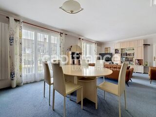  Appartement à vendre 6 pièces 150 m²