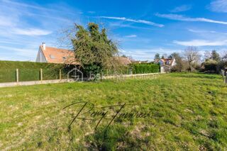  Terrain à vendre 1299 m²