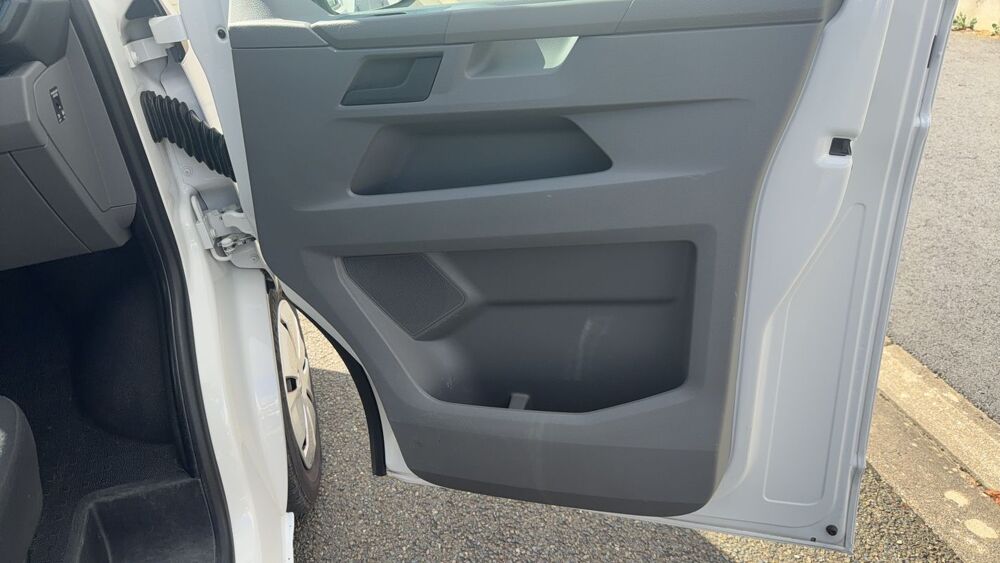 Transporter FOURGON T6 2.0 TDi 150 DSG7 Business Plus L1h1 2022 occasion 53200 Chateau Gontier Sur Mayenne