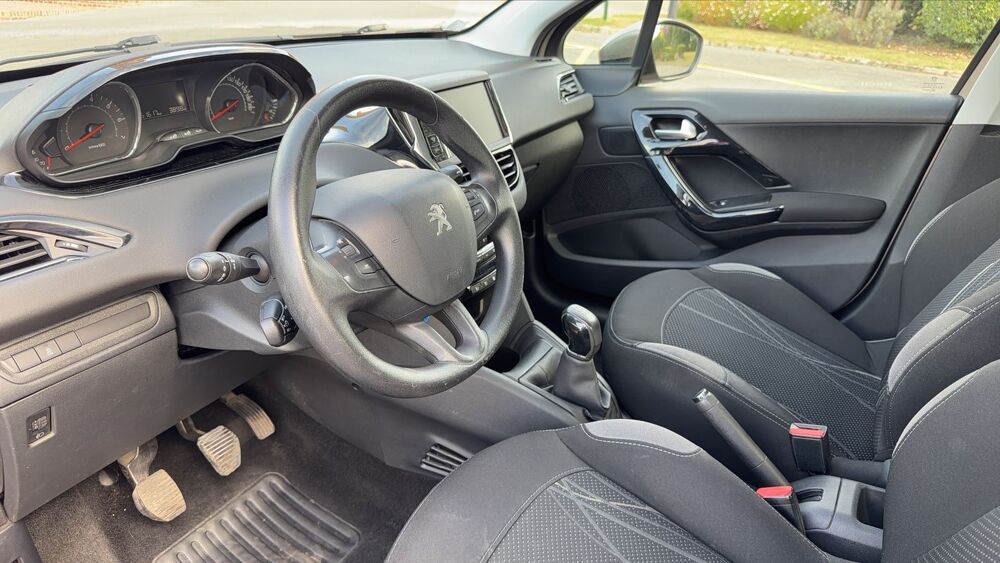 208 1.2 VTI 82 Active 2013 occasion 60130 Lieuvillers