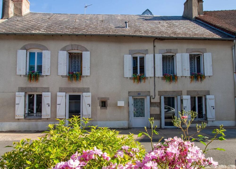 Vente Maison Grande maison de ville avec jardin clos et fort potentiel locatif au cœur de La Souterraine La souterraine