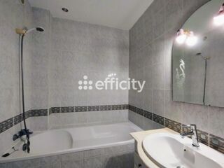  Appartement à vendre 3 pièces 77 m²
