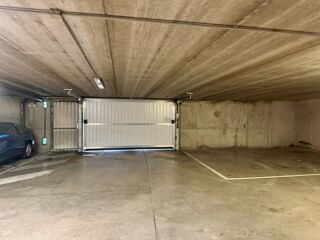  Parking / Garage � vendre 16 m� Villemomble