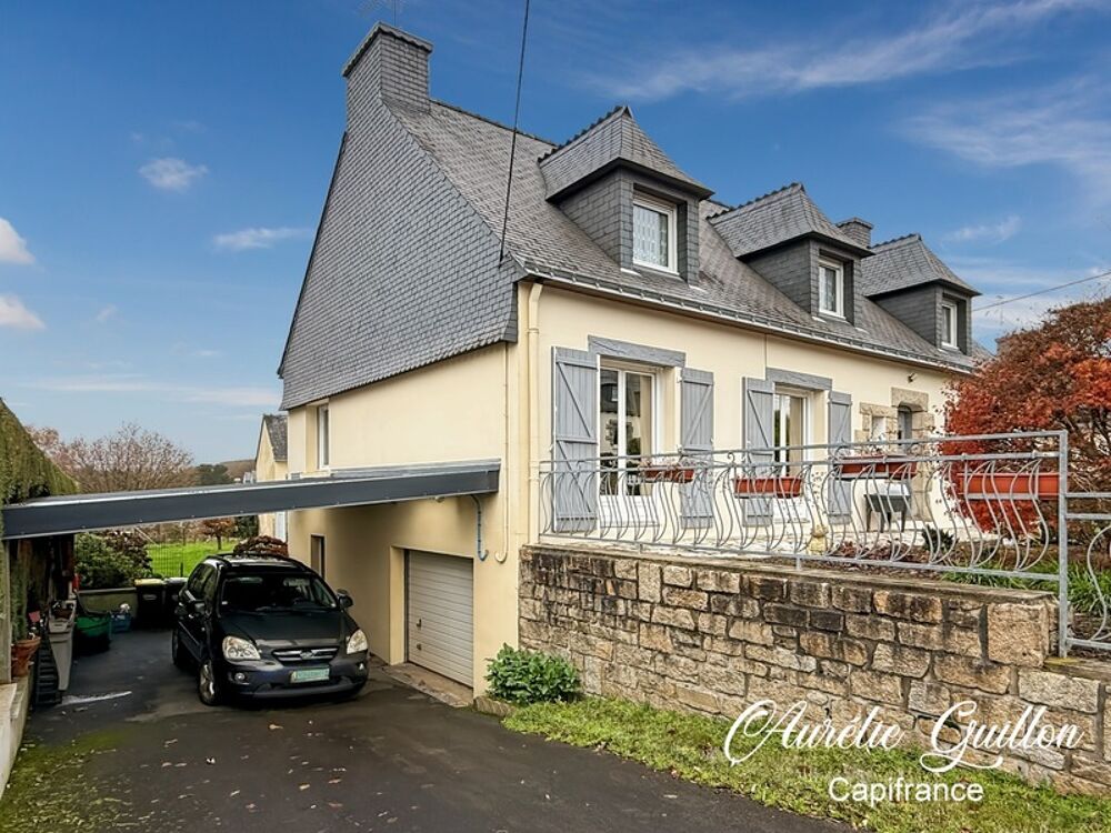 Maison familiale 152 m²  5 chambres  Sous-sol complet  Piscine chauffée  Bourg de La Chapelle-Caro