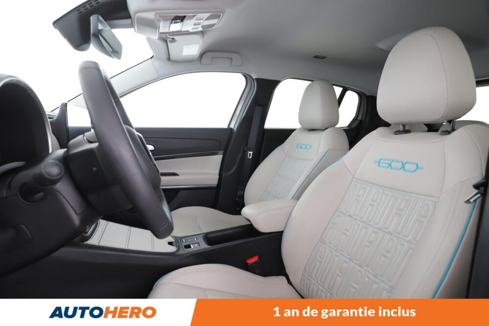 Fiat 600 Electrique 54 kWh La Prima 156 ch 2024 occasion 92130 Issy-les-Moulineaux