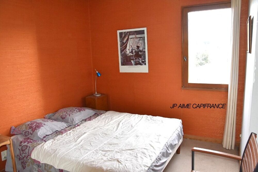 Vente Maison Dpt Gard (30), à vendre BAGNOLS SUR CEZE maison d'architecte de 200 m² avec piscine couverte et aménagements indépendants pour p Bagnols sur ceze