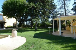  Immeuble � vendre 12 pi�ces 520 m�