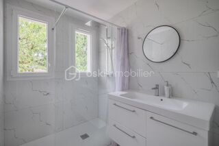  Villa � vendre 5 pi�ces 223 m�